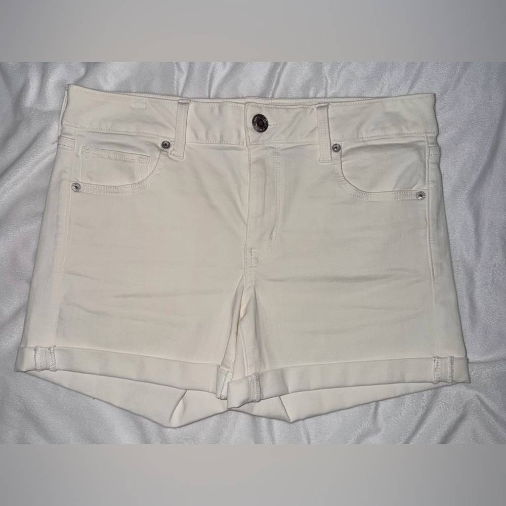 American Eagle Outfitters Women's White Shorts